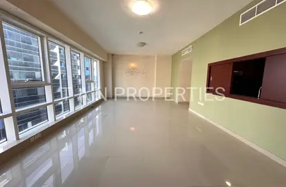 Apartment - 3 Bedrooms - 4 Bathrooms for rent in Golden Sands Tower - Al Barsha 1 - Al Barsha - Dubai