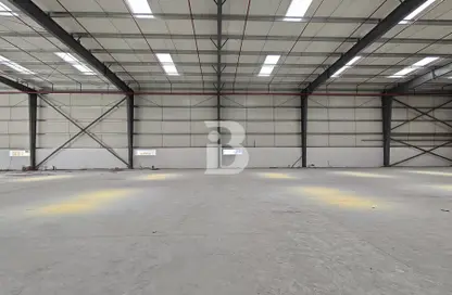Warehouse - Studio for rent in Jebel Ali Freezone - Jebel Ali - Dubai