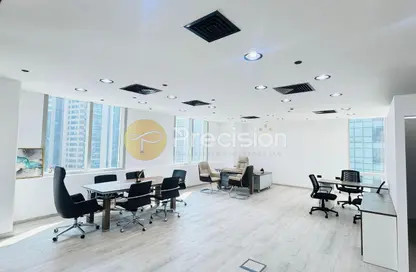 مكتب - استوديو - 1 حمام للايجار في القمة - الخليج التجاري - دبي
