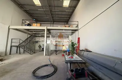 مستودع - استوديو - 1 حمام للايجار في الصجعة الصناعية - آلصجعه - الشارقة