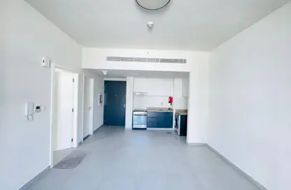 Apartment - 1 Bedroom - 2 Bathrooms for rent in The Link - East Village - Aljada - Sharjah