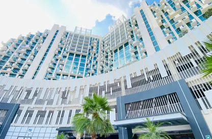 Apartment - Studio - 1 Bathroom for rent in Farhad Azizi Residence - Al Jaddaf - Dubai