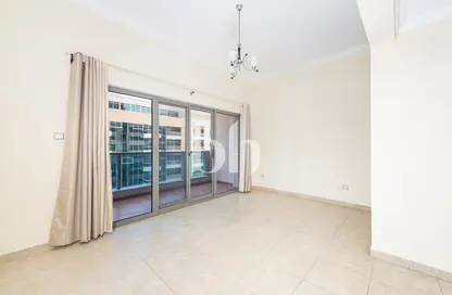 شقة - غرفة نوم - 1 حمام للايجار في برج الزمرد - دبي مارينا - دبي شقة - غرفة نوم - 1 حمام للايجار في برج الزمرد - دبي مارينا - دبي