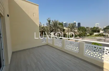 Villa - 4 Bedrooms - 5 Bathrooms for rent in Meadows 2 - Meadows - Dubai Villa - 4 Bedrooms - 5 Bathrooms for rent in Meadows 2 - Meadows - Dubai
