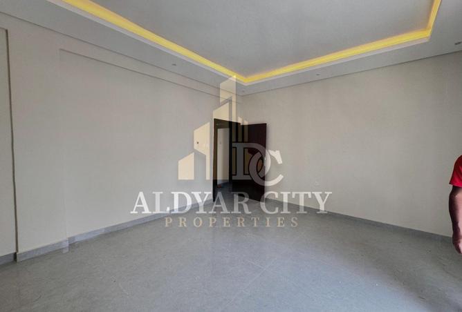 15123303 - Property Image 2