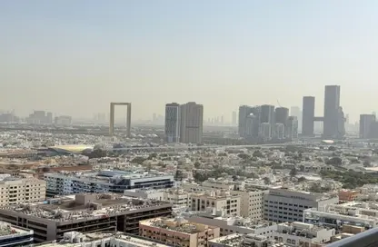 Apartment - 2 Bedrooms - 3 Bathrooms for rent in Bin Hendi Tower - Mankhool - Bur Dubai - Dubai