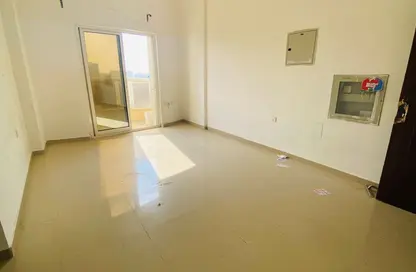 Apartment - 1 Bedroom - 2 Bathrooms for rent in Al Jurf 2 - Al Jurf - Ajman Downtown - Ajman