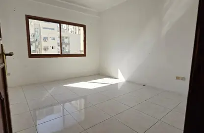 Apartment - 2 Bedrooms - 2 Bathrooms for rent in Al Majaz 2 - Al Majaz - Sharjah