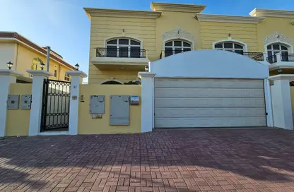 Villa - 5 Bedrooms - 7 Bathrooms for rent in Al Manara - Dubai Villa - 5 Bedrooms - 7 Bathrooms for rent in Al Manara - Dubai