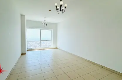 Apartment - 3 Bedrooms - 3 Bathrooms for rent in Latifa Tower - Sheikh Zayed Road - Dubai