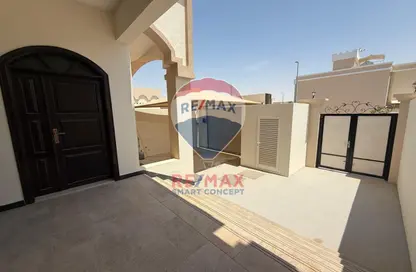 Villa - 5 Bedrooms - 7+ Bathrooms for rent in Khalifa City A Villas - Khalifa City A - Khalifa City - Abu Dhabi