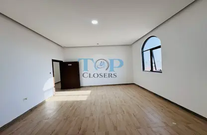 Apartment - Studio - 1 Bathroom for rent in Al Mnaizlah - Falaj Hazzaa - Al Ain