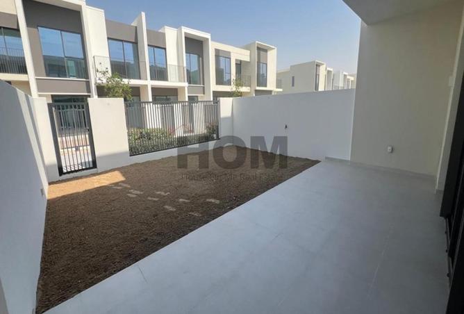 14367300 - Property Image 2