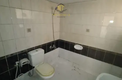 Apartment - 2 Bedrooms - 2 Bathrooms for rent in Abu Shagara building - Abu shagara - Sharjah
