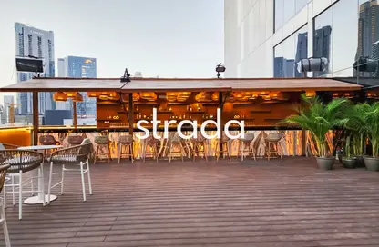Retail - Studio - 1 Bathroom for rent in Crystal Tower - Business Bay - Dubai