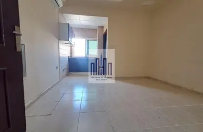 Apartment - Studio - 1 Bathroom for rent in Fire Station Road - Muwaileh - Sharjah