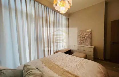 Room / Bedroom image for: Apartment - 1 Bedroom - 2 Bathrooms for rent in AZIZI Riviera - Meydan One - Meydan - Dubai, Image 1