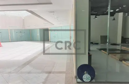 Retail - Studio for sale in Schon Business Park - Dubai Investment Park - Dubai