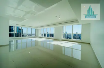 Apartment - 3 Bedrooms - 4 Bathrooms for rent in Burj Mohammed Bin Rashid at WTC - Corniche Road - Abu Dhabi