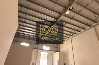 Warehouse - Studio - 1 Bathroom for rent in Umm Al Thuoob - Umm Al Quwain