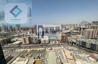 شقة - غرفة نوم - 2 حمامات للايجار في مساكن كورنيش عجمان - طريق كورنيش عجمان - عجمان