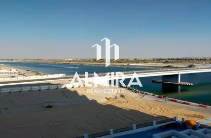Apartment - 1 Bedroom - 1 Bathroom for rent in Waters Edge - Yas Island - Abu Dhabi