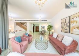 Villa - 4 bedrooms - 5 bathrooms for rent in Jumeirah Islands Townhouses - Jumeirah Islands - Dubai