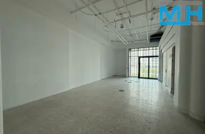 Office Space - Studio - 1 Bathroom for sale in SOL Bay - Business Bay - Dubai