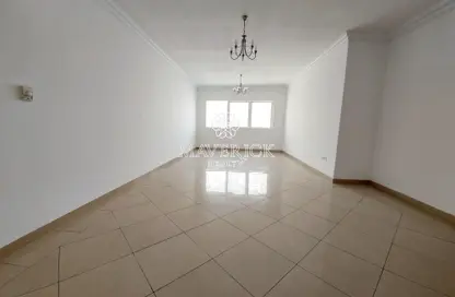 Empty Room image for: Apartment - 3 Bedrooms - 4 Bathrooms for rent in Manazil Tower 5 - Al Taawun Street - Al Taawun - Sharjah, Image 1