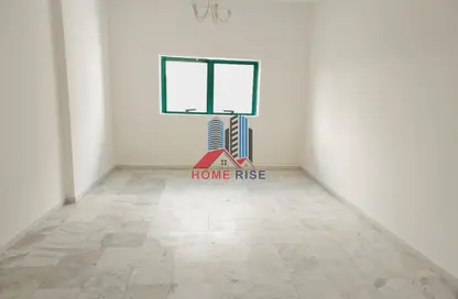 Apartment - 2 Bedrooms - 2 Bathrooms for rent in Al Taawun Street - Al Taawun - Sharjah