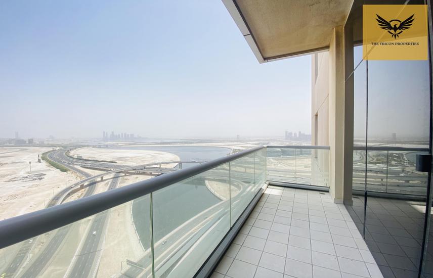 Apartment for Rent in Al Shafar Tower Canal View Huge Apartment