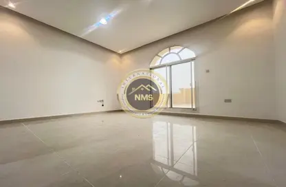 شقة - غرفة نوم - 1 حمام للايجار في المشرف - أبوظبي
