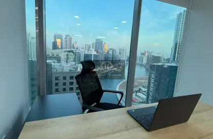 مكتب - استوديو - 1 حمام للايجار في برج بايناري - الخليج التجاري - دبي