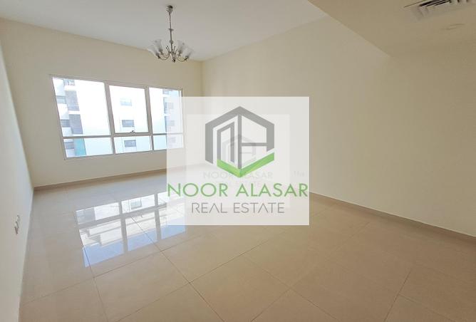 12673312 - Property Image 3