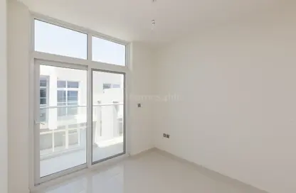 Empty Room image for: Villa - 3 Bedrooms - 3 Bathrooms for sale in Aknan Villas - Vardon - Damac Hills 2 - Dubai, Image 1