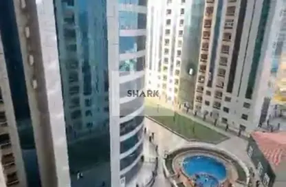 شقة - غرفة نوم - 2 حمامات للبيع في أورينت تاور 1 - أورينت تاور - البستان - عجمان