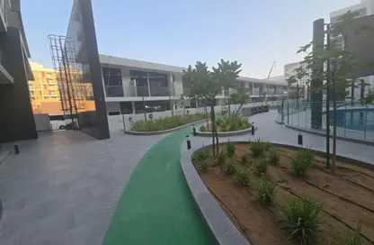 Apartment - Studio - 1 Bathroom for sale in The Gate - Masdar City - Abu Dhabi