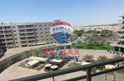 Apartment - 2 Bedrooms - 3 Bathrooms for sale in Tower 21 - Al Reef Downtown - Al Reef - Abu Dhabi
