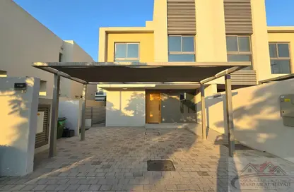 تاون هاوس - 3 غرف نوم - 4 حمامات للايجار في الزاهية - تجارية مويلح - الشارقة