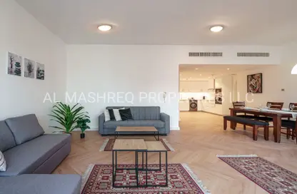 Apartment - 2 Bedrooms - 3 Bathrooms for sale in Rimal 4 - Rimal - Jumeirah Beach Residence - Dubai