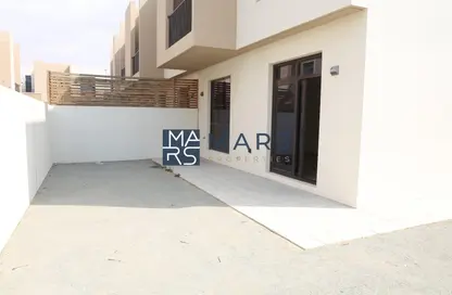 Townhouse - 3 Bedrooms - 4 Bathrooms for sale in Nasma Residence - Al Tai - Sharjah
