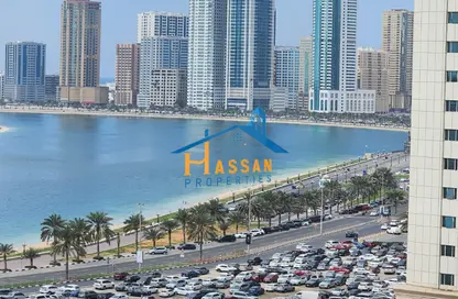 شقة - 3 غرف نوم - 3 حمامات للايجار في برج منازل 5 - شارع التعاون - التعاون - الشارقة