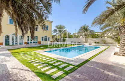 Villa - 3 Bedrooms - 4 Bathrooms for rent in Legacy - Jumeirah Park - Dubai