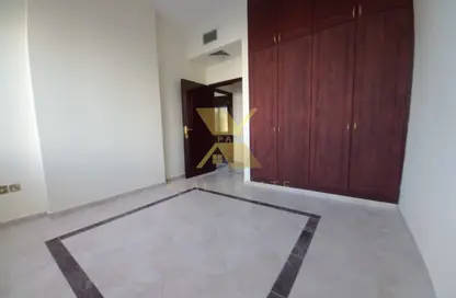 Apartment - 2 Bedrooms - 2 Bathrooms for rent in Habib Bank Tower - Muroor Area - Abu Dhabi