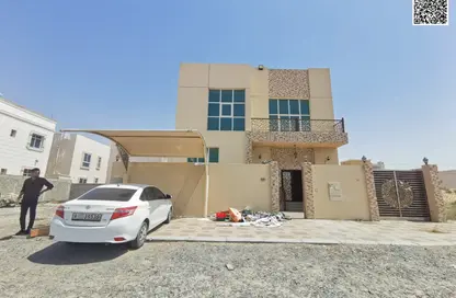 Villa - 5 Bedrooms - 7 Bathrooms for sale in Al Yasmeen 1 - Al Yasmeen - Ajman