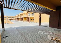 Villa - 3 bedrooms - 4 bathrooms for rent in Khuzam - Ras Al Khaimah