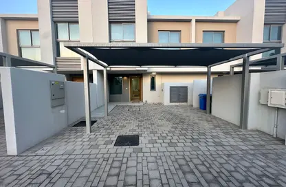 Townhouse - 2 Bedrooms - 4 Bathrooms for rent in Nasma Residence - Al Tai - Sharjah