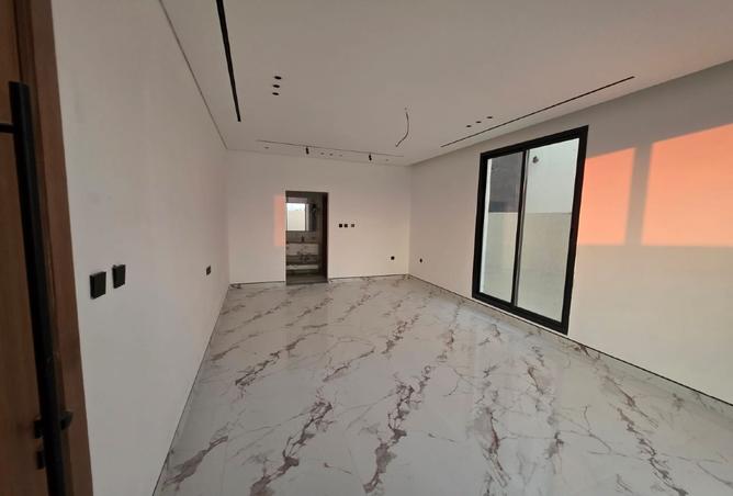 16075901 - Property Image 2