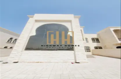 فيلا - 5 غرف نوم - 8 حمامات للايجار في النوف - الشارقة