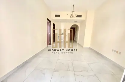 Apartment - 1 Bedroom - 2 Bathrooms for rent in Muwaileh 29 Building - Muwaileh - Sharjah